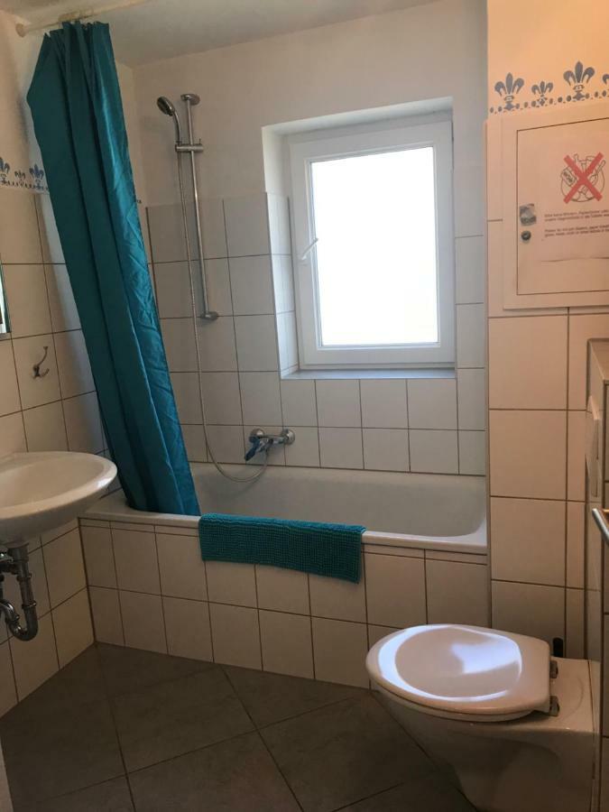 Unterkunft Fuer Arbeiter Und Monteure Grafrath  Luaran gambar